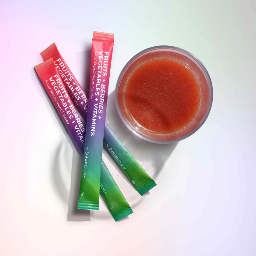 juiceplus-EMEA-superfood-Sachets-glass-OH-drink-2